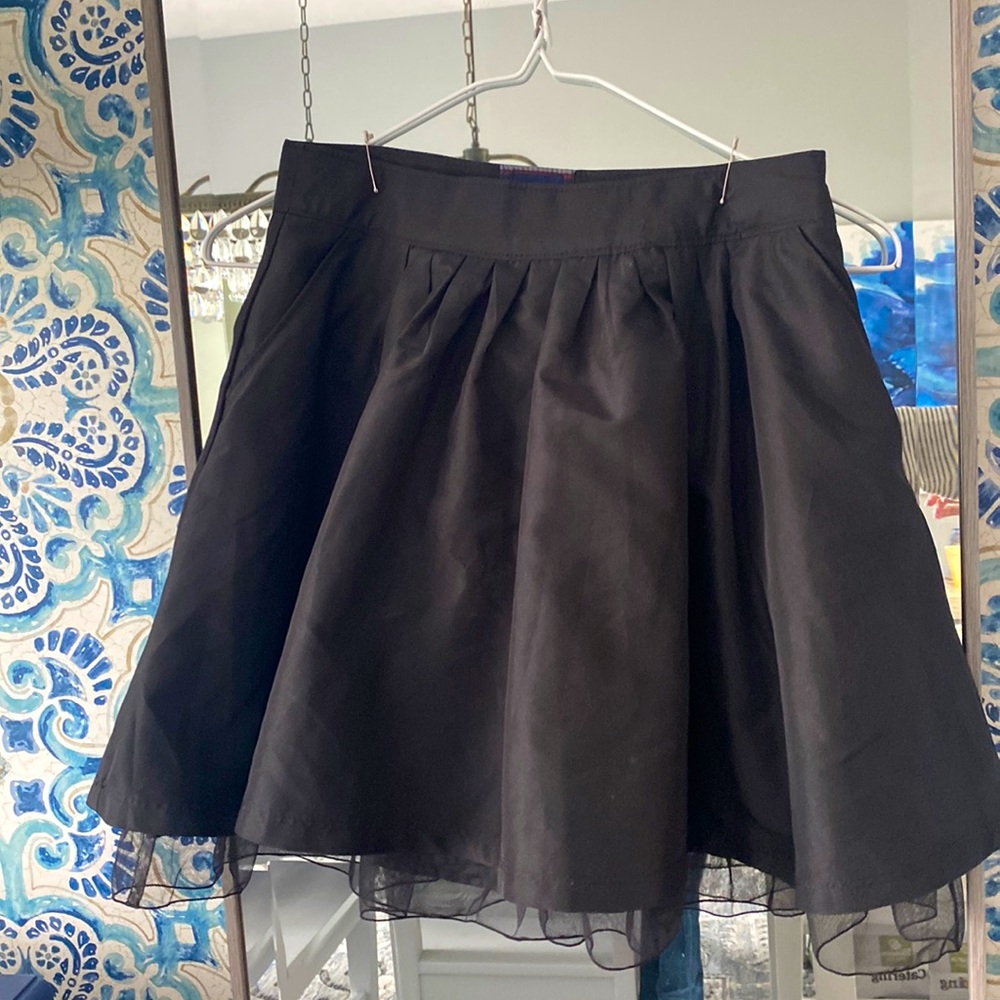 GAP kids black skirt!